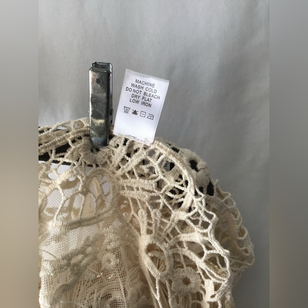 74 Iris Cream Lace Crochet Fringe Top with Camisole - Picture 7 of 7